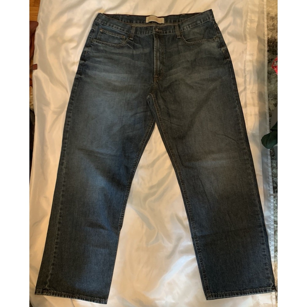 Wrangler Men Blue Denim Distress  Denim‎ Straight Leg Jeans Size 36 x 32 2050